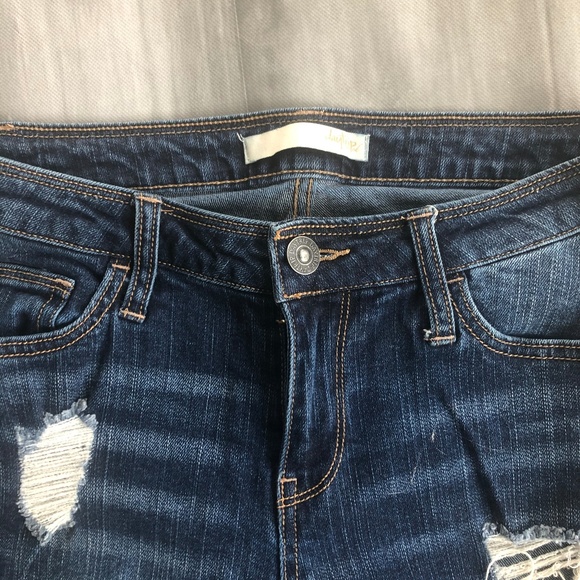 Daytrip Distressed Skinny Jean - Picture 2 of 4